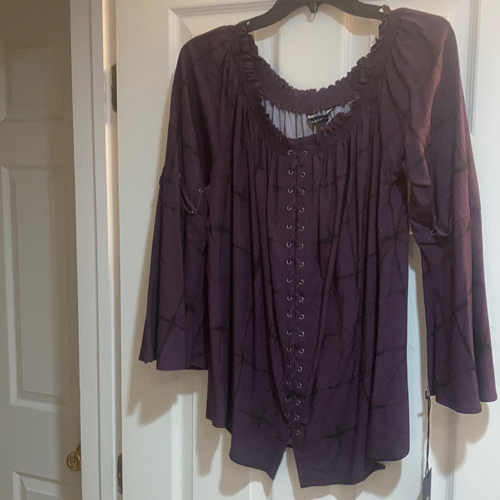 Rock & Republic off the shoulder top